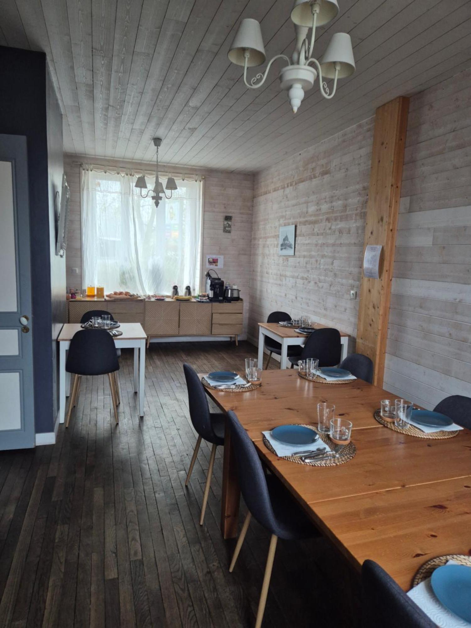 L'Ame Du Gourmand Hotel Pontorson Kültér fotó